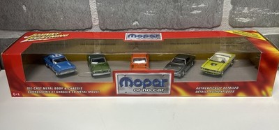 Johnny Lightning Mopar Or No Car 5 Pack 1:64 Die Cast Set (2005)  69 Dodge Dart