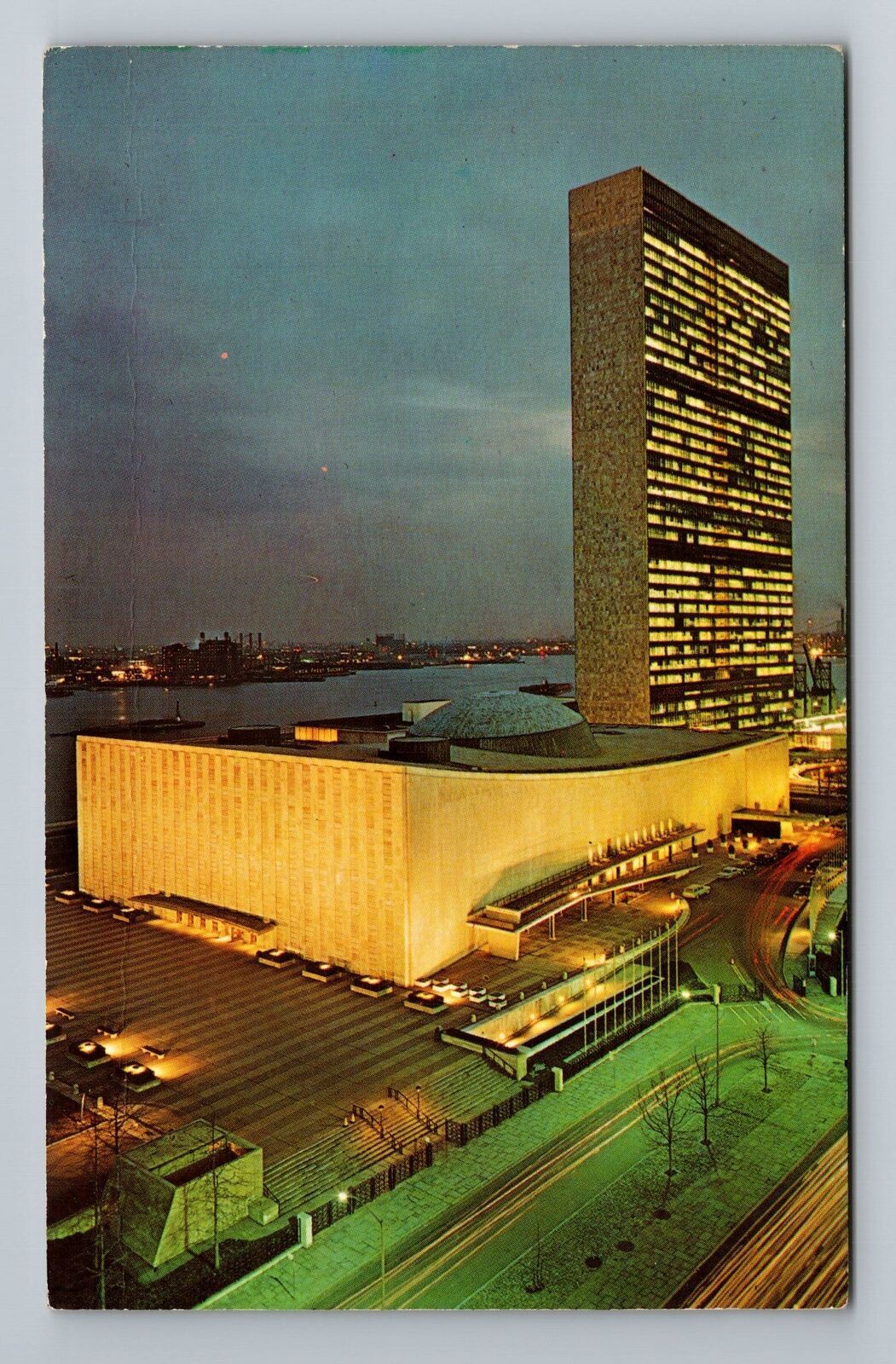 New York City NY,, United Nations At Night Vintage Souvenir Postcard