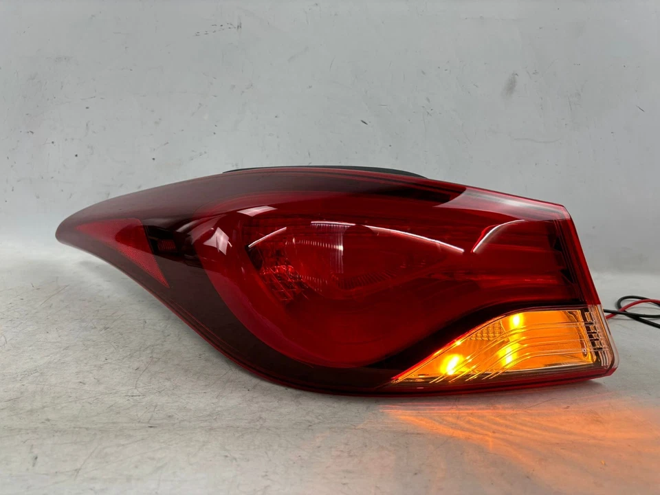 2014-2016 HYUNDAI ELANTRA ЗАДНИЙ ФОНАРЬ OEM ЛЕВАЯ СТОРОНА ВОДИТЕЛЯ ВНЕШНИЙ ФОНАРЬ НОВЫЙ В ОТКРЫТОЙ КОРОБКЕ - Изображение 3 из 4