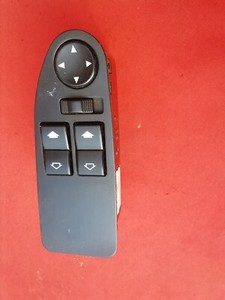 BMW E34 Kombi Schalter FH Vorne, Spiegel Re, Li 08,97
