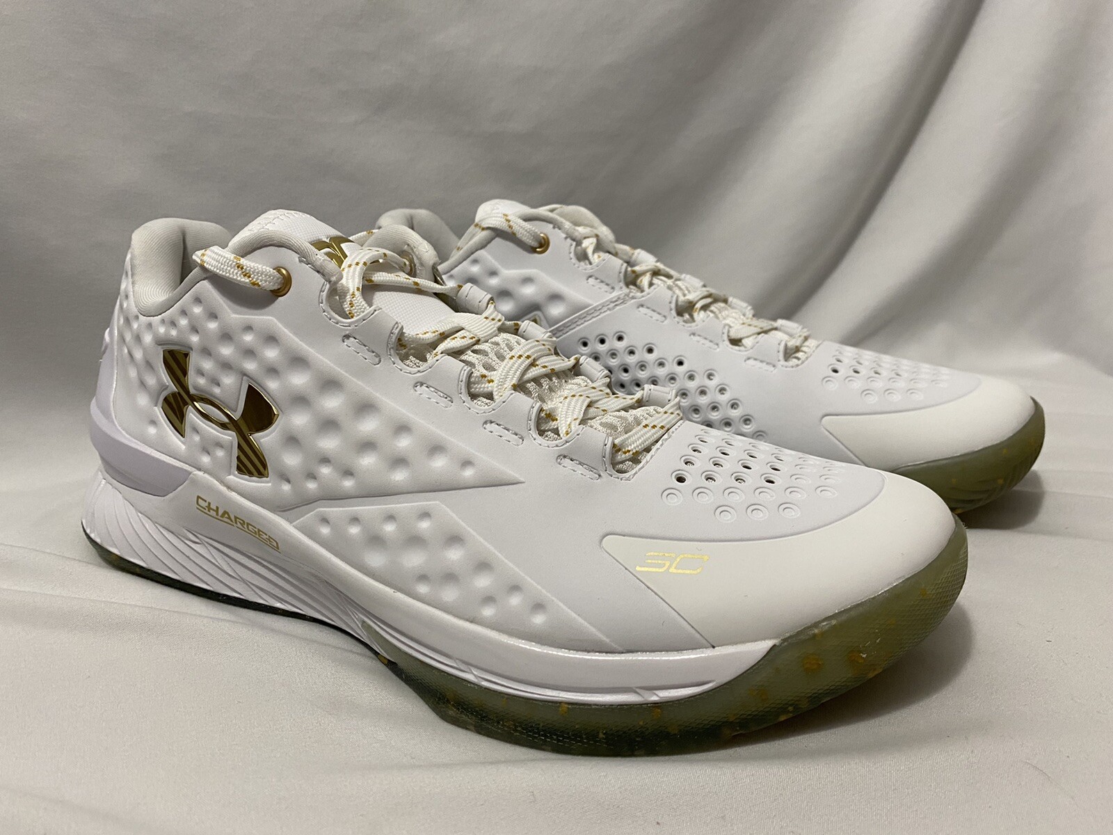 curry low white