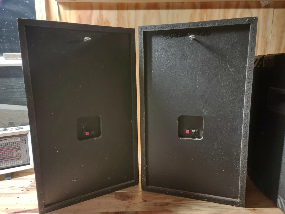 ACOUSTICS 家用立体声扬声器,一对,二手,需要维修,按原样出售  — 第 2/3 张图片