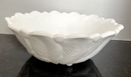 *Vintage* Westmoreland Milk Glass Serving Bowl w/ Scalloped Edge