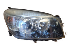 Toyota Rav 4 Mk3 SR180 2006-2009 Driver OS Front Right Halogen Headlight