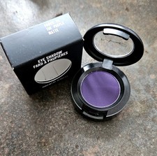 Sombra de ojos MAC POWER TO THE PURPLE mate 0,05 oz ¡NUEVA EN CAJA!