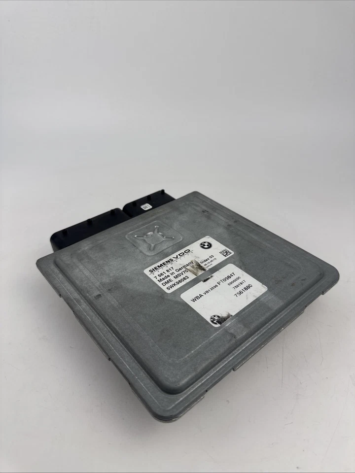 Unidad de módulo de computadora de motor BMW 330XI 2006 ECU ECM OEM 7561817 Foto 3 de 4