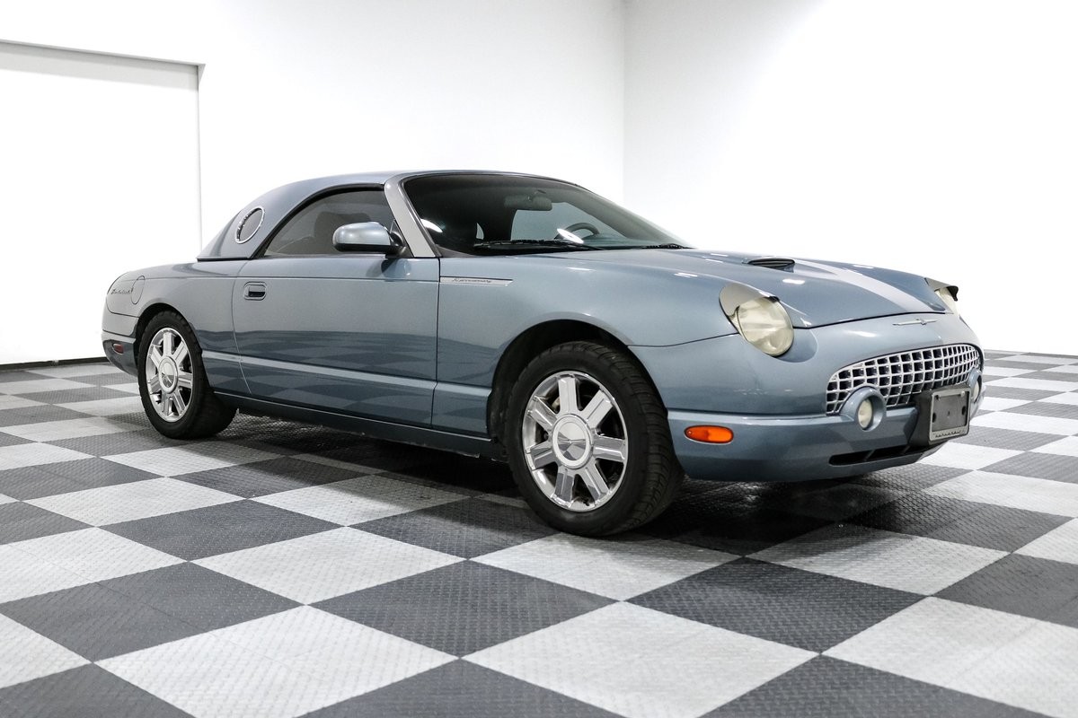 2005 Ford Thunderbird