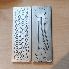 Cuttlebug - 2" by 6" Dies - Honeycomb - 37-1118 - Set of 2