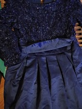 Jessica Howard Long Black Gown In A Size 6