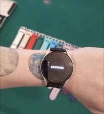 Samsung Galaxy Watch5 40mm Silver Aluminum Case w/multicolor wristbands IT WORKS