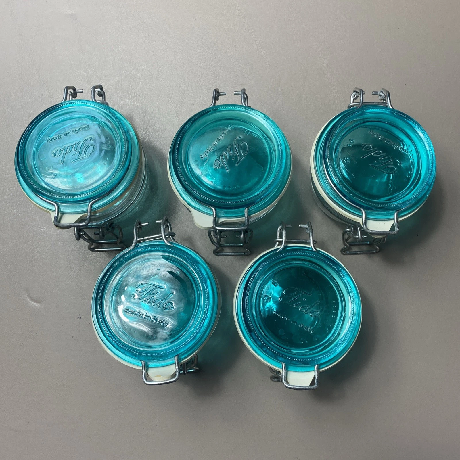 5 Fido Bormioli Rocco Glass Turquoise Clamp Jars 6.75 oz Rubber Gasket Italy
Opens in a new window o