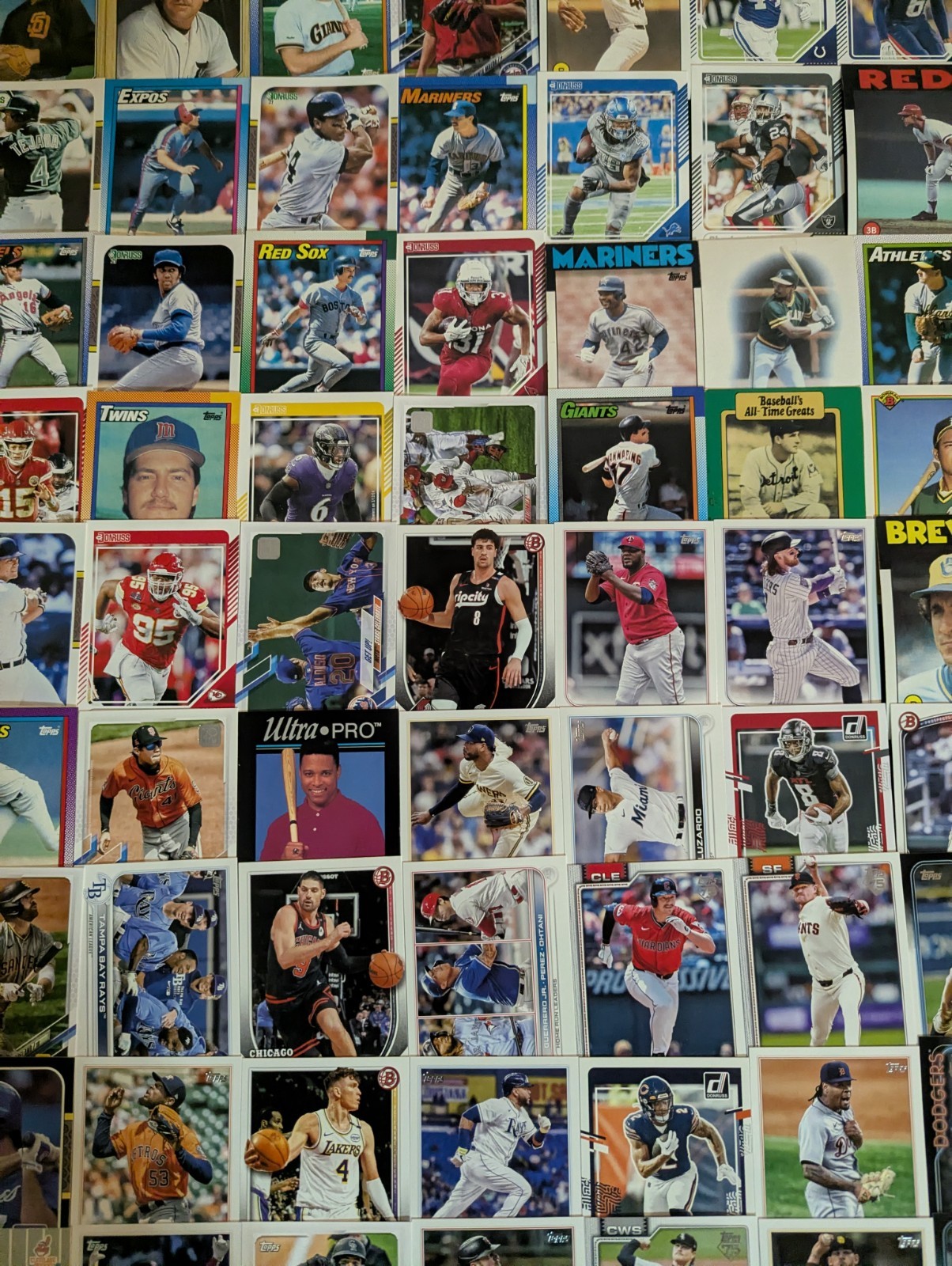 HUGE 200 MULTI SPORTS CARD LOT COLLECTION PSA AUTO NUMBERED RC GRADED 10 SLAB #0 view 18