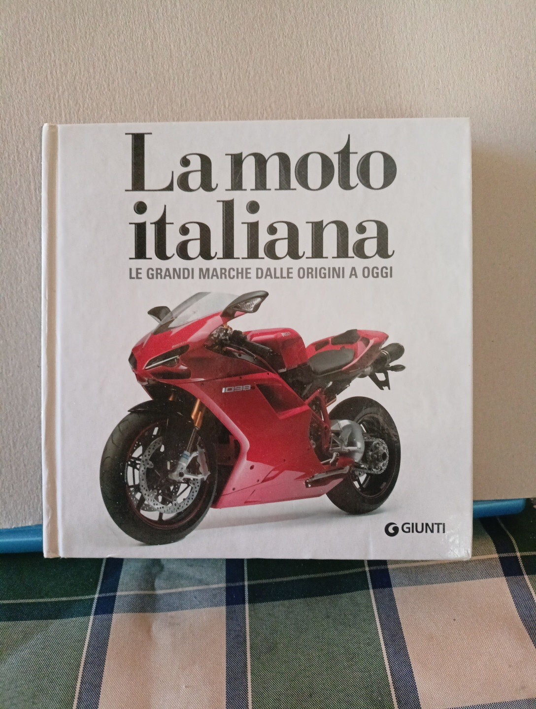 Foto 1 di 2