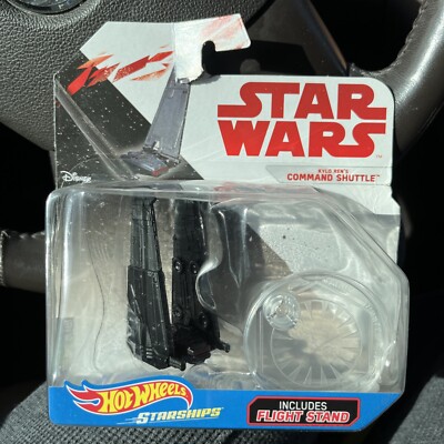 Star Wars Die-Cast Kylo Ren Command Shuttle Mattel! New 2017 Imperfect Packaging