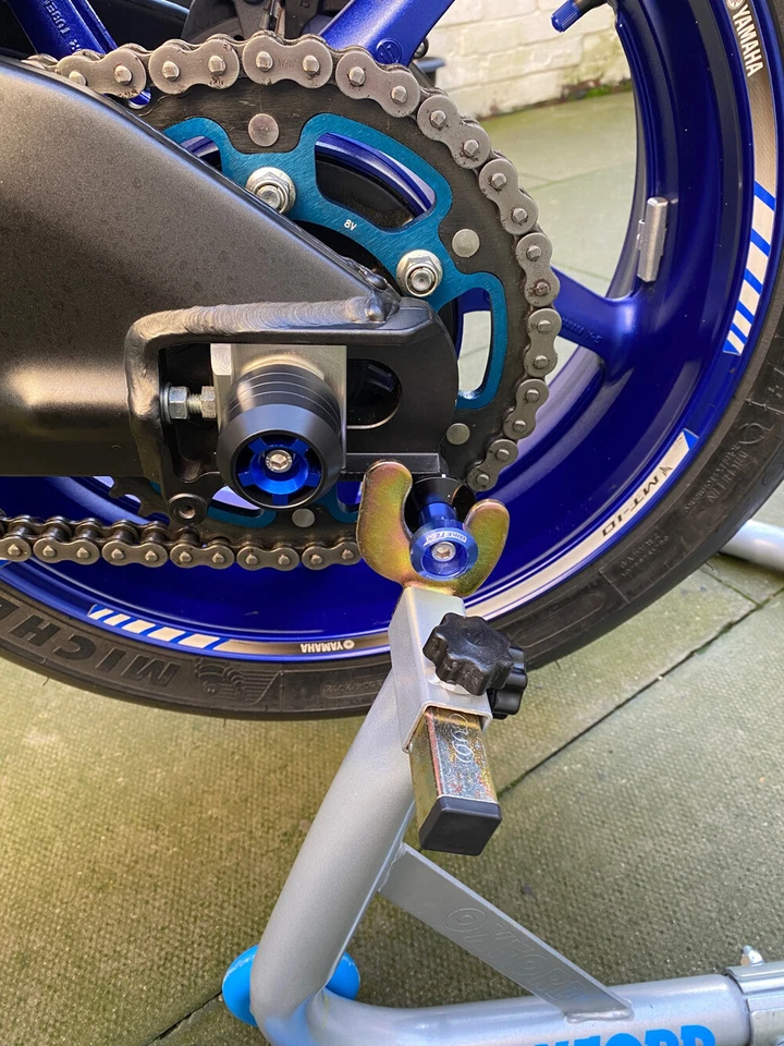 For KAWASAKI NINJA ZX 6R 10R Front & Rear Axle Crash Protector Wheel Fork Slider - Image 2 of 4