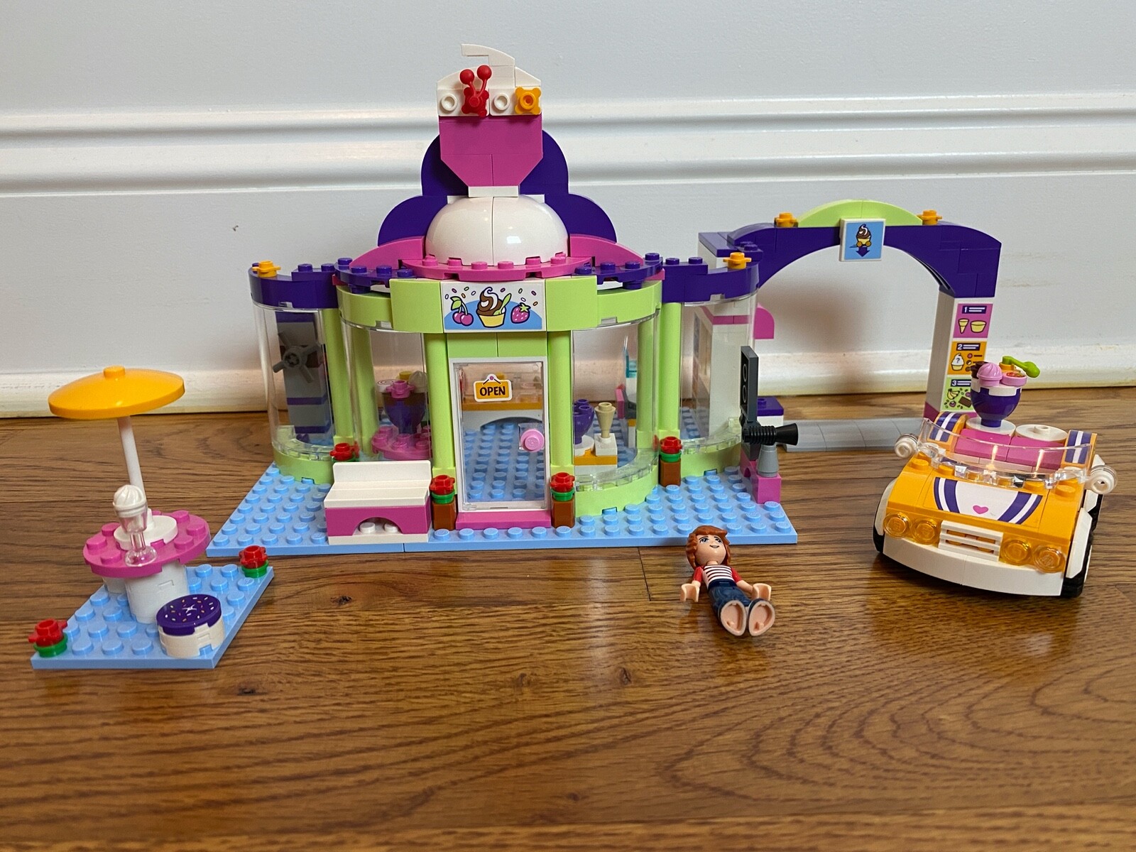 lego friends frozen yogurt shop