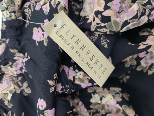 New Flynn Skye Bae Romper Womens XS Black Floral Rayon Long Sleeve - Picture 4 of 7