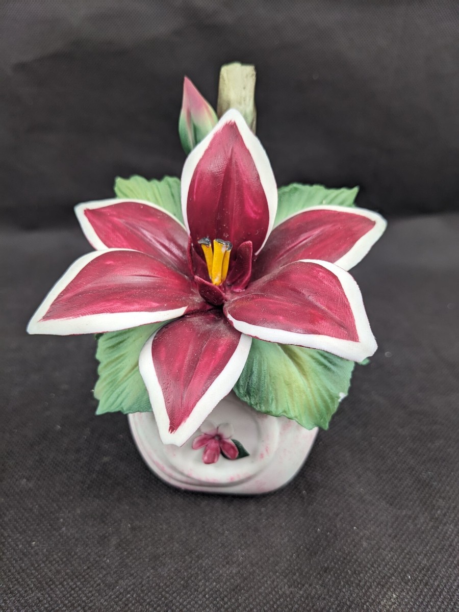 Vtg Capodimonte Red Lily Flower Vase Porcelain Figurine Italy