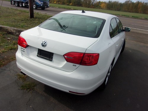 Used Front Center Interior Rear View Mirror fits: 2014 Volkswagen Jetta ...