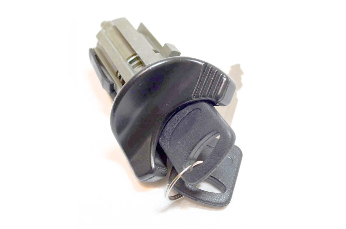 fits 1993 to 1995 Ford Aerostar Ignition Lock Cylinder Black Trim