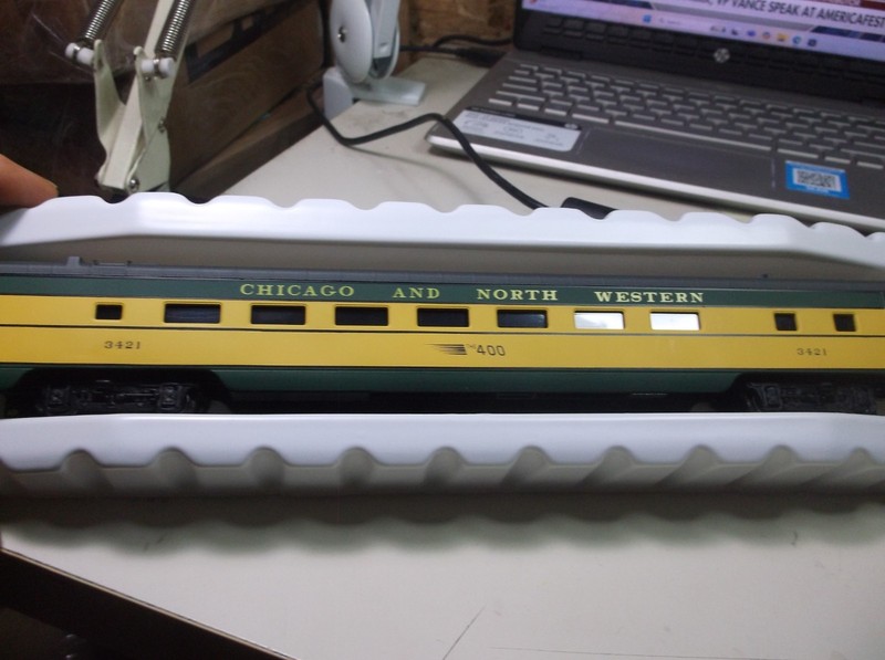 HO Coach Passenger Car Chicago& North Western 3421 I HC Original Box