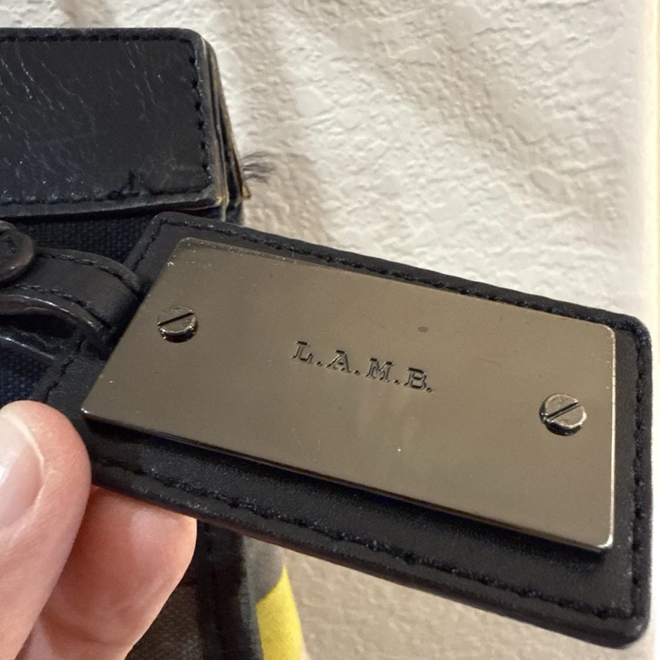 L.A.M.B. Bolso de hombro grande de lona y cuero beige a rayas ribete de cuero negro Foto 3 de 4