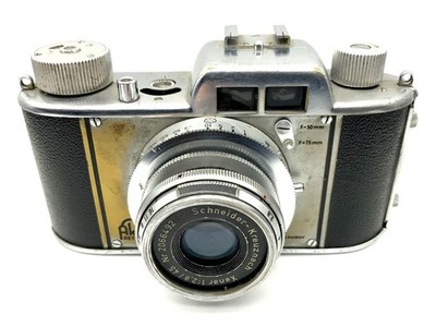 Aka Akarette Sucherkamera mit Schneider Kreuznach Xenar 2.8/45mm