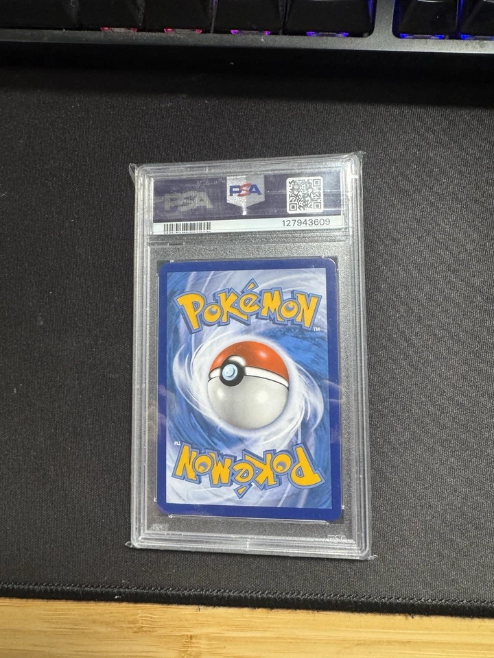 Radiant Eevee SWSH230 SWSH: Sword & Shield Promo Cards Holo - Image 2 of 2