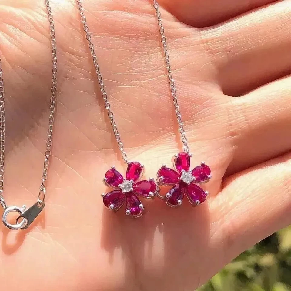 1.60Ct Pear Cut Lab-Created Ruby Flower Pendant 14K White Gold Plated 18"Chain - Image 4 of 4