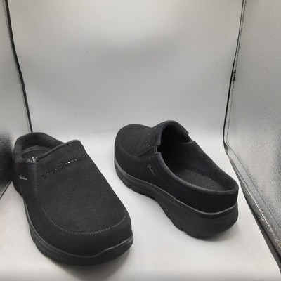 Skechers Easy Going Autumn Sweetheart Studded Suede Clogs 11W Black A104