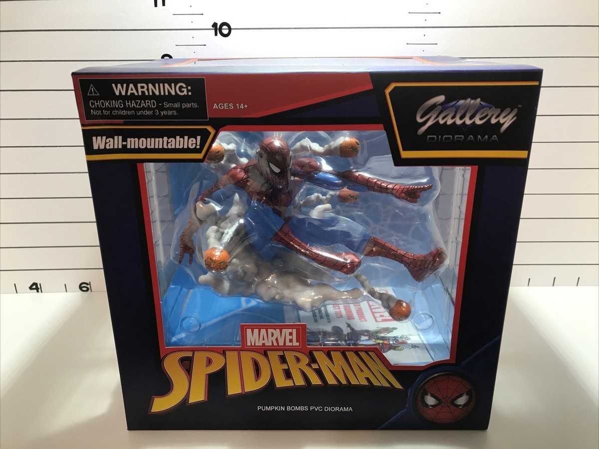 Marvel Diamond Select Toys PVC Gallery Diorama - Spider-Man