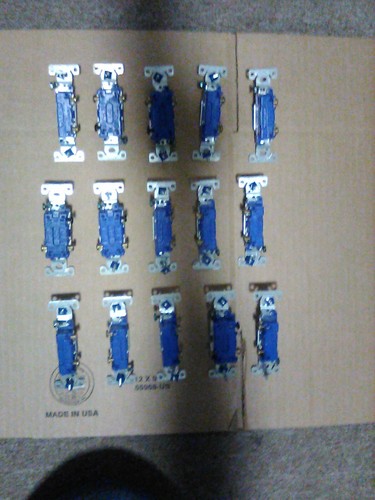 15 - Cooper Light Switches... (Please See Pictures) - Picture 4 of 4
