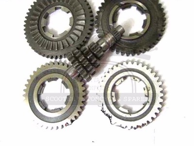 Lambretta Tv 200 Gearbox  . Lambretta Tv 200 And Gt 200 Ht Ignition Coil 6V Round Alloy Type Oe Genuine.