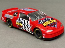 Vintage 1998 Racing Champions 1:24 Scale Nascar Die Cast Stock Car Replica W/Box