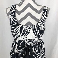 Liz Lange Maternity For Target Black White Floral Lined Belted Dress Medium