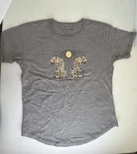 Real Fun Wow! X Anthropologie Collab - Tiger T-Shirt X-Small XS Heather Gray