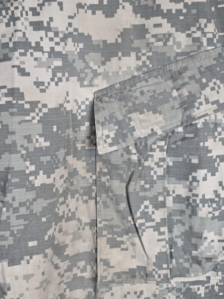 Propper ACU Combat Cargo Pants Mens Large Short UCP Digital Camo Ripstop Stains - Image 4 of 4