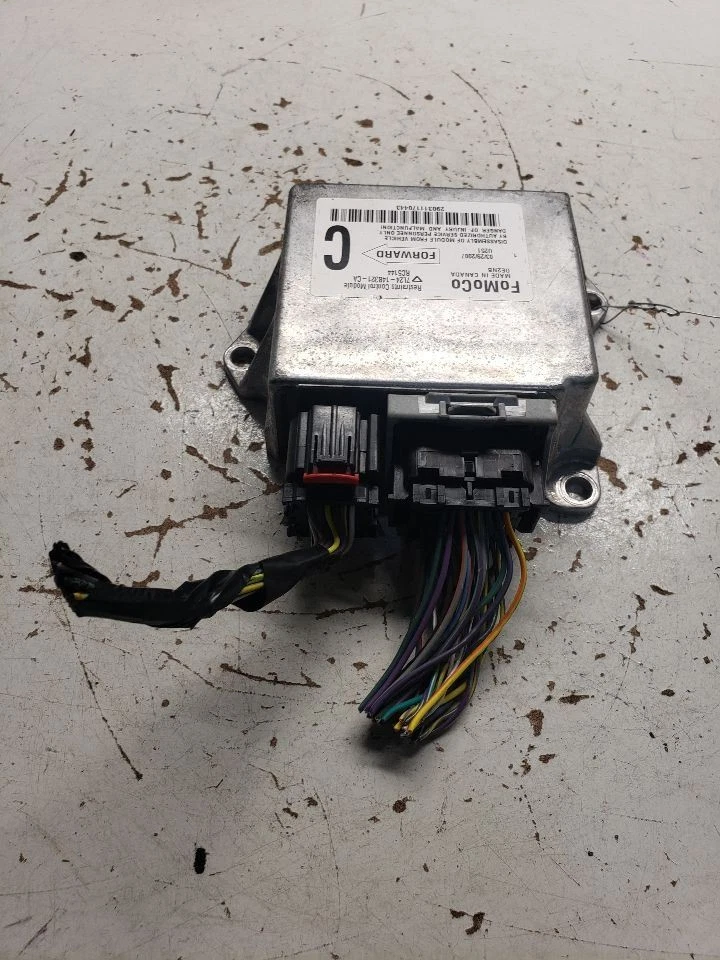 Chasis ECM ab Sport Trac ID 7L24-14B321-CA compatible con 06-07 EXPLORER 1364273 Foto 2 de 4