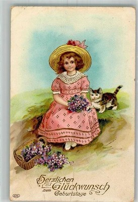38133203 - Maedchen mit Katze und einem Strauss Veilchen E.A.S. Geburtstag