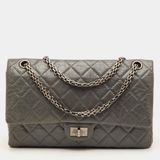 Borsa Chanel Reissue 2.55 Classic 226 grigia trapuntata in pelle invecchiata ...