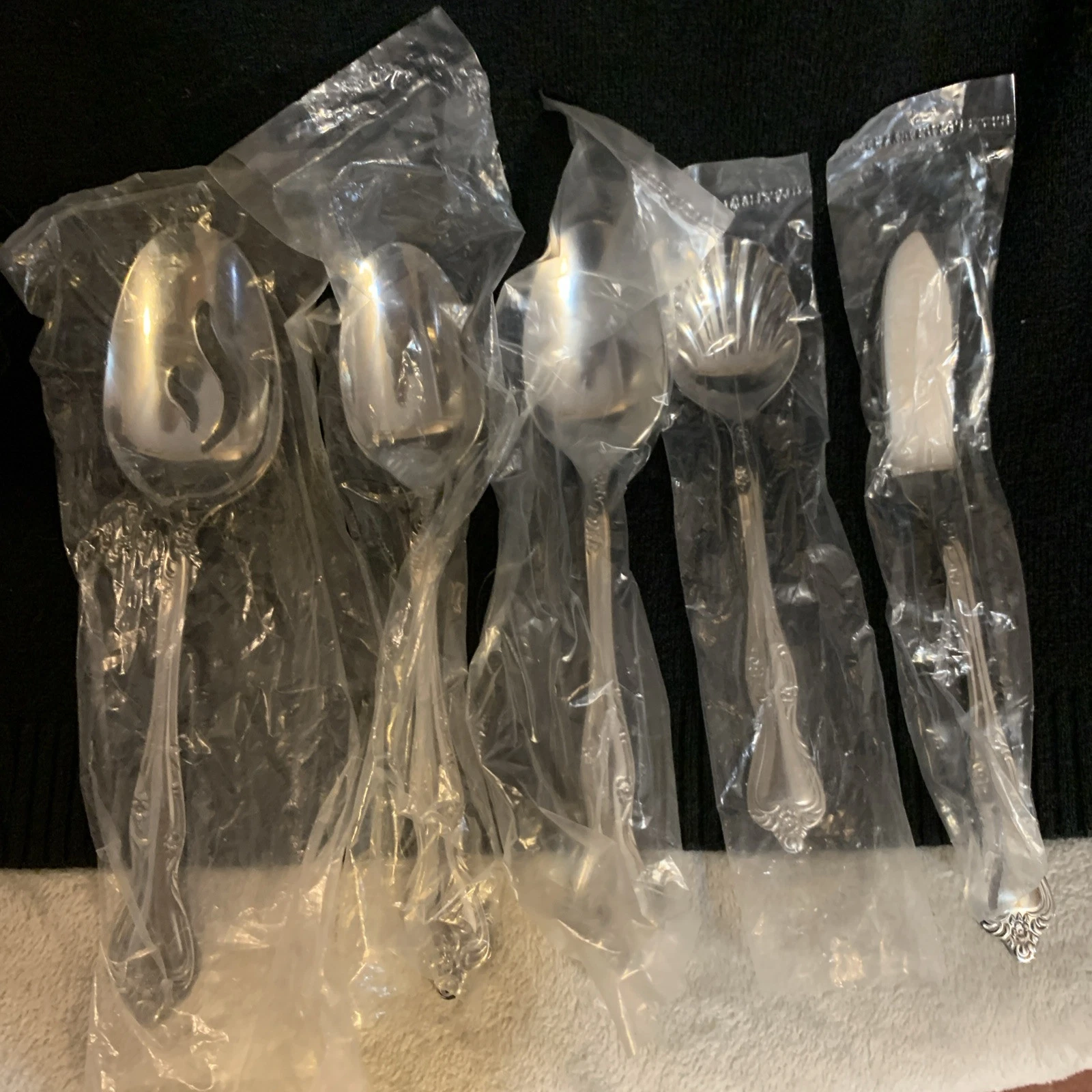 Oneida Stainless Serving Utensils 18/0 China Set Of 5 Unused Include Sugar Spoon