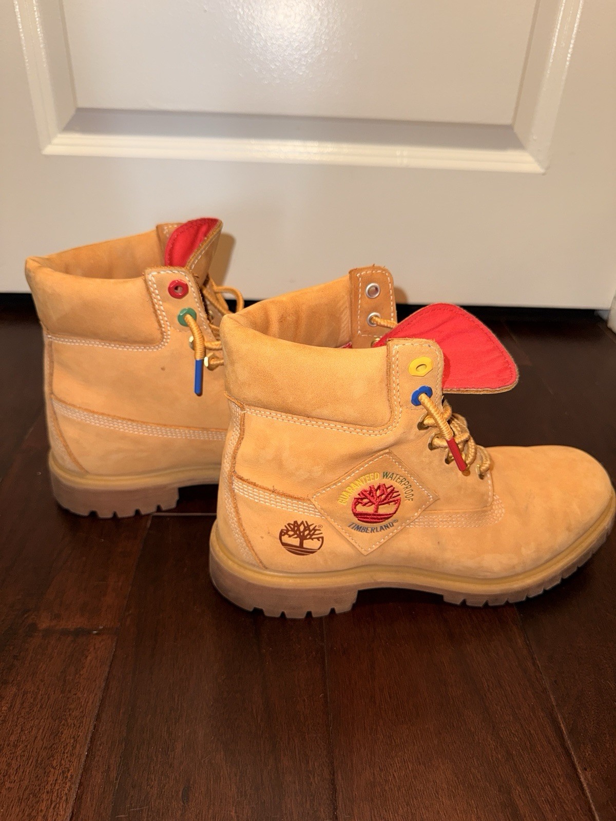 's Boots Beige/red W/ Yellow Red/blue Laces