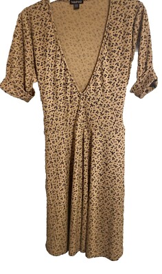 Boohoo Beige/Black Ditsy Floral Plunge Front Ribbed Jersey Skater