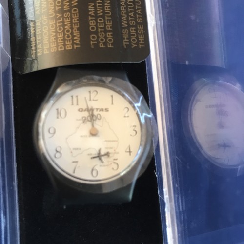 Qantas 2000 Collectors Lot Of 2Watches, Marc Newson Amenities Kit, free Wallet - Picture 10 of 10