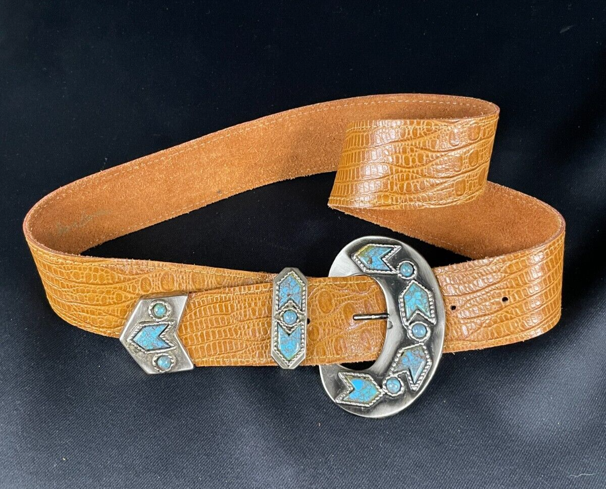 Turquoise Leather Belt with Gold Buckle Turquoise Buckle Tooled Leather Belt – L&L Boutique main image 3