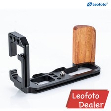 Leofoto LPF-X100V Plate L-Bracket with hand grip for FUJIFILM X100V