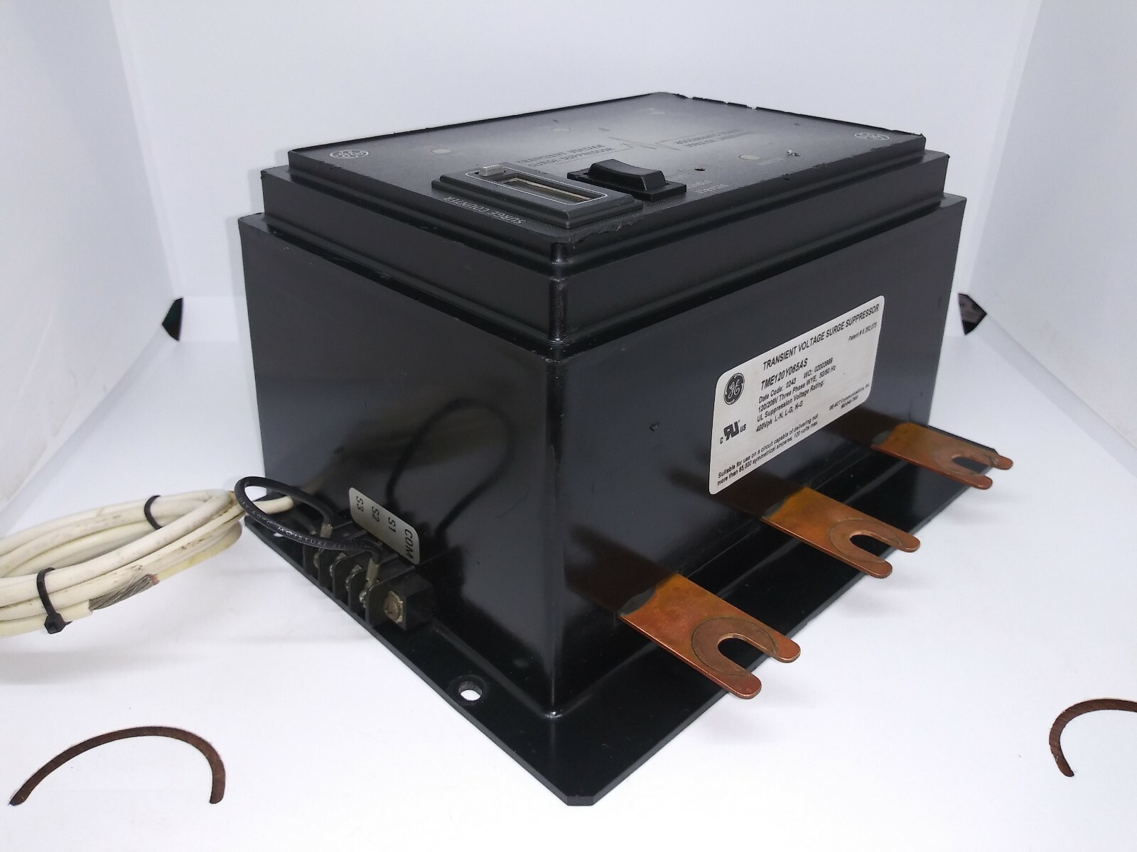 GE TME120Y065AS TRANSIENT VOLTAGE SURGE SUPRESSOR 120/208V THREE PHASE