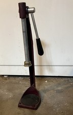 Vintage Arbor Press Tool — Cast Iron Manual Press Stand, Heavy-Duty Base