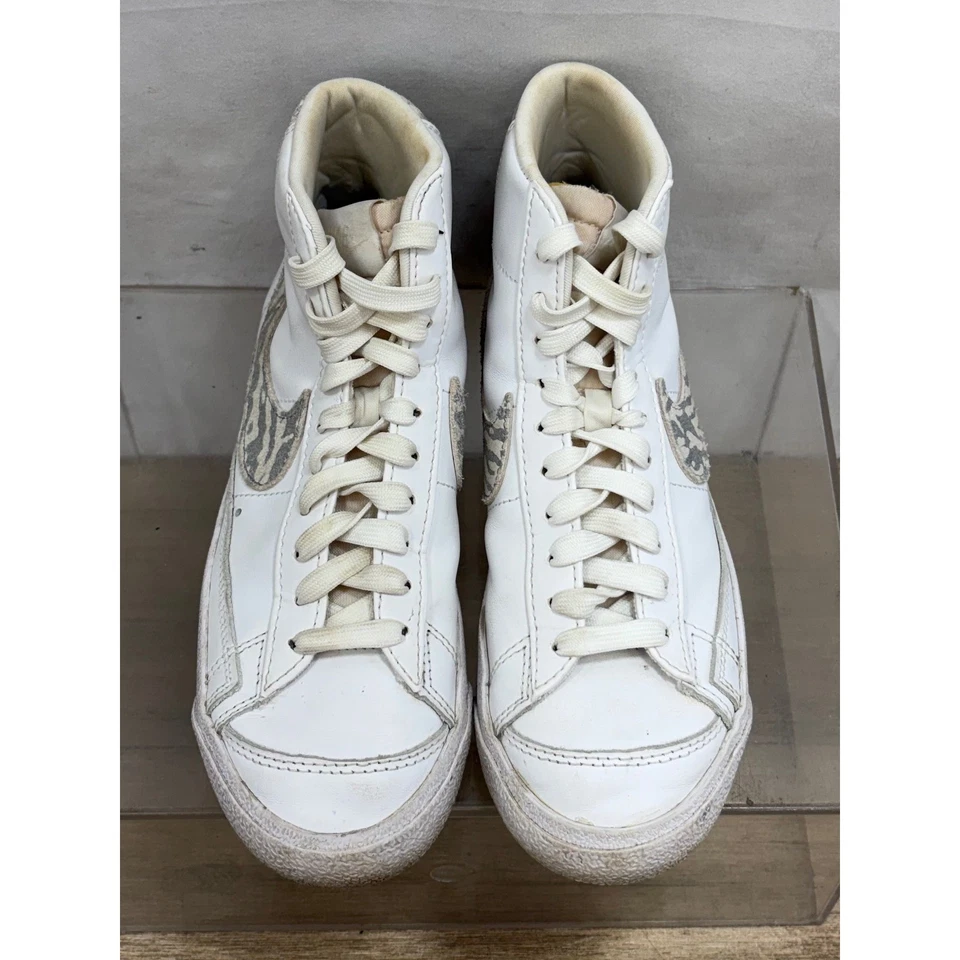 Nike Blazer Medio Premium Estampado de Cebra Swoosh Para Mujer Blanco Moda Tenis EE. UU. 6.5 Foto 3 de 4