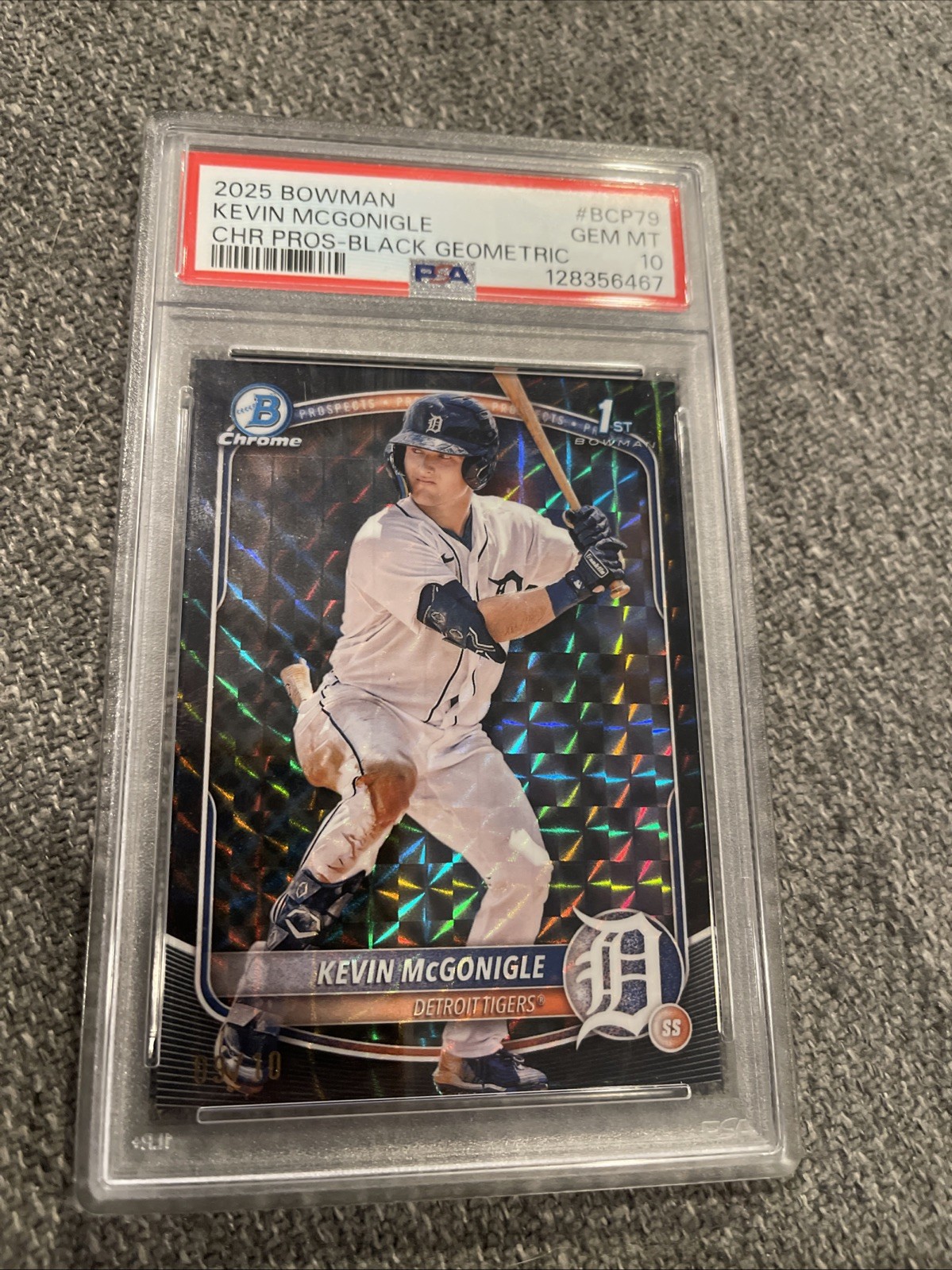 2025 Bowman Chrome Kevin McGonigle #BCP-79 Black Geometric Refractor /10 (RC)